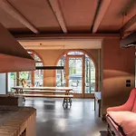 호텔 Farm House 론카데