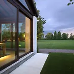 Farm House * 론카데