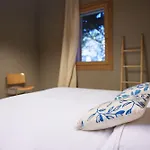 Hotel Farm House *