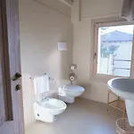 Farm House Hotel *