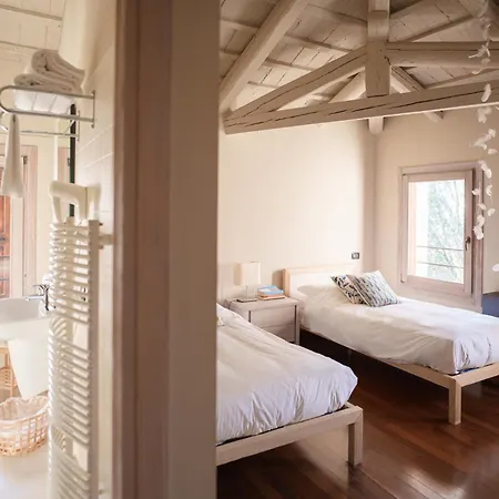 Farm House 론카데